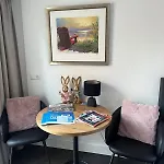 Daire Fazantisch For 2 With Private Parking *