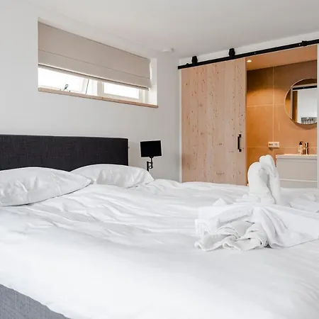 Fazantisch For 2 With Private Parking *