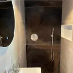 Fazantisch For 2 With Private Parking アパート *